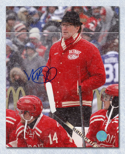 Mike Babcock Detroit Red Wings Autographed Winter Classic Coach 8x10 Photo | AJ Sports.