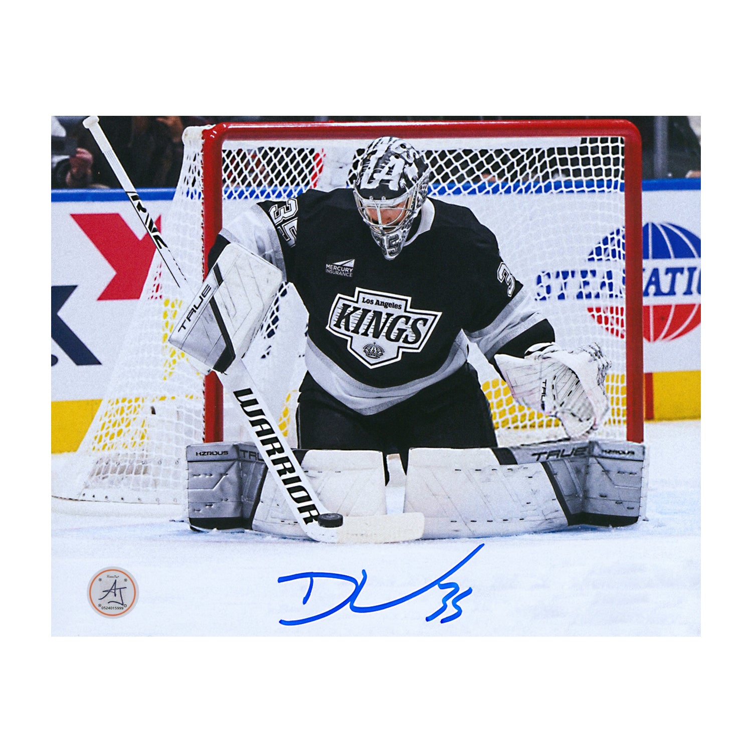 AJ Sports | Darcy Kuemper Signed Los Angeles Kings Butterfly Save 8x10 Photo