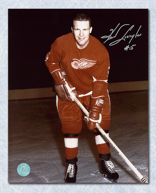 Kent Douglas Detroit Red Wings Autographed 8x10 Photo | AJ Sports.