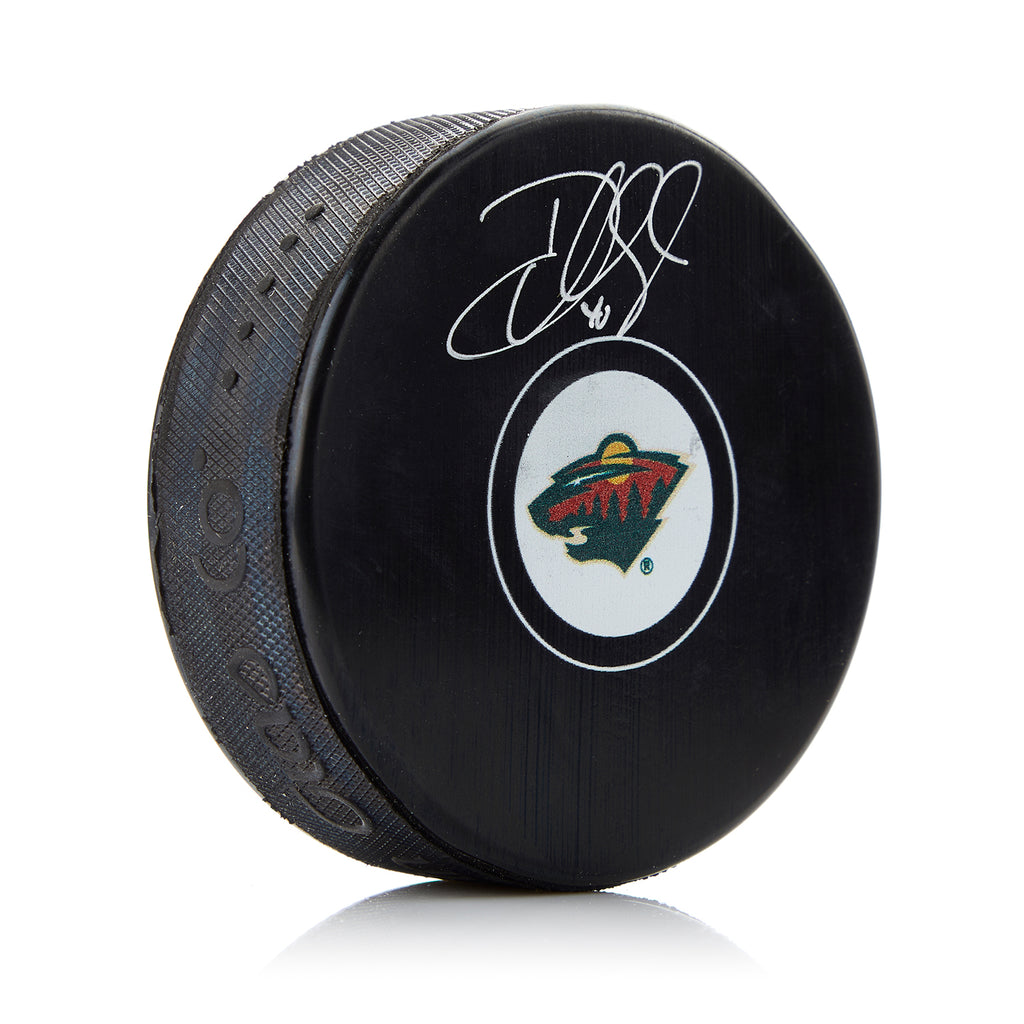 Devan Dubnyk Minnesota Wild Autographed Hockey Puck | AJ Sports.