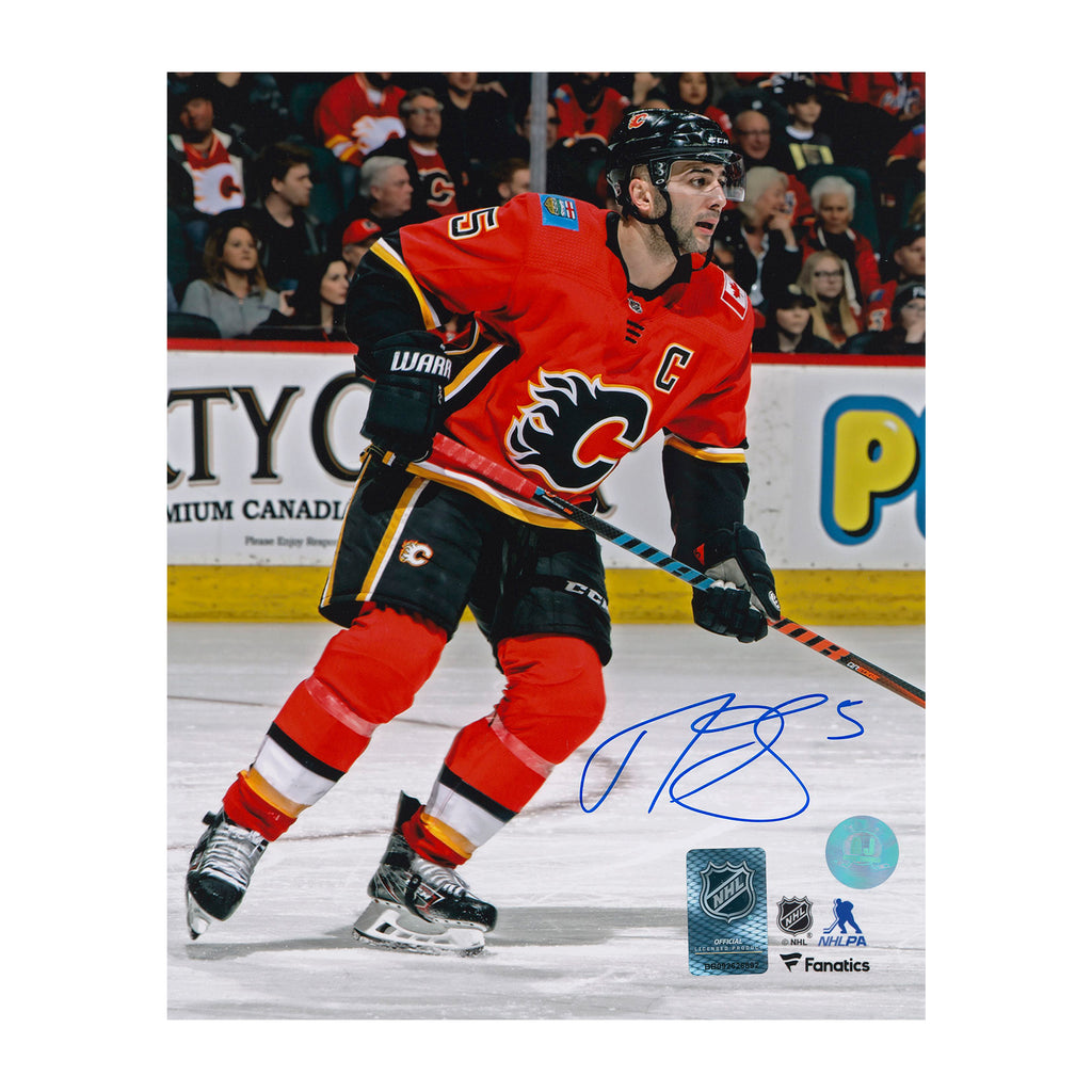 Mark Giordano Calgary Flames Autographed Captain 8x10 Photo | AJ Sports.