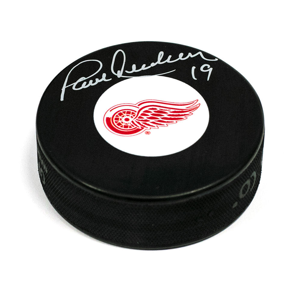Paul Henderson Detroit Red Wings Autographed Hockey Puck | AJ Sports.