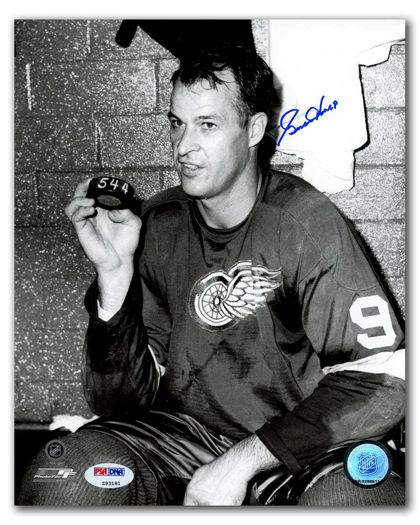 Gordie Howe Detroit Red Wings Signed NHL Goal Record 8x10 Photo | AJ Sports.