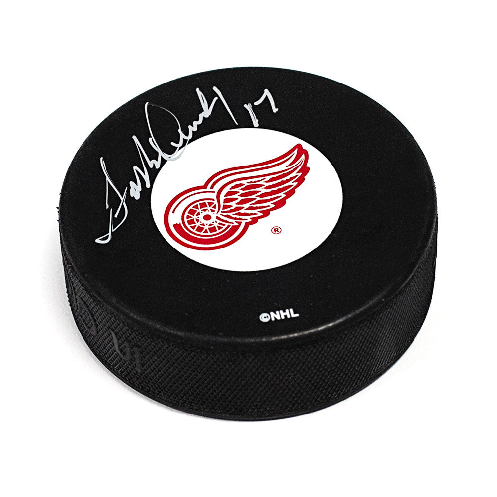 Forbes Kennedy Detroit Red Wings Autographed Hockey Puck | AJ Sports.