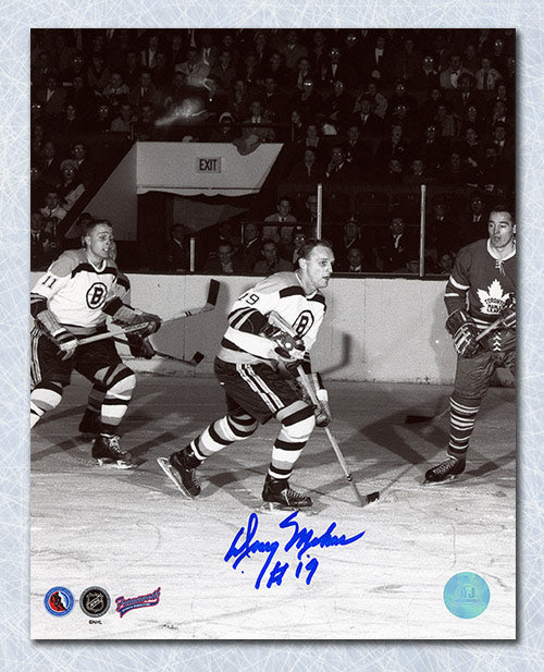 Doug Mohns Boston Bruins Autographed Black & White Action 8x10 Photo | AJ Sports.