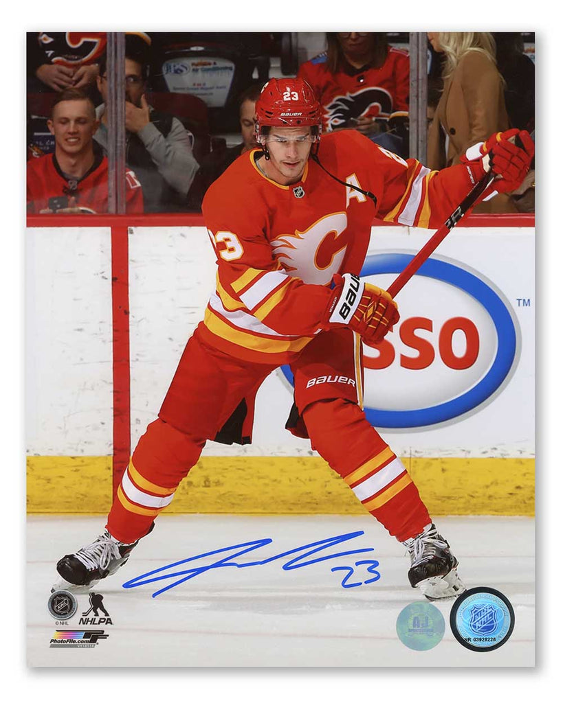 Sean Monahan Calgary Flames Autographed Retro Logo Hockey 8x10 Photo | AJ Sports.