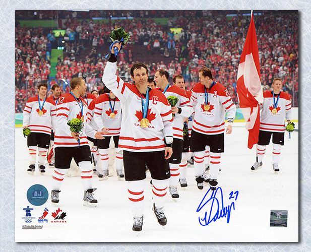 Scott Niedermayer Team Canada Autographed 2010 Olympic Gold 8x10 Photo | AJ Sports.