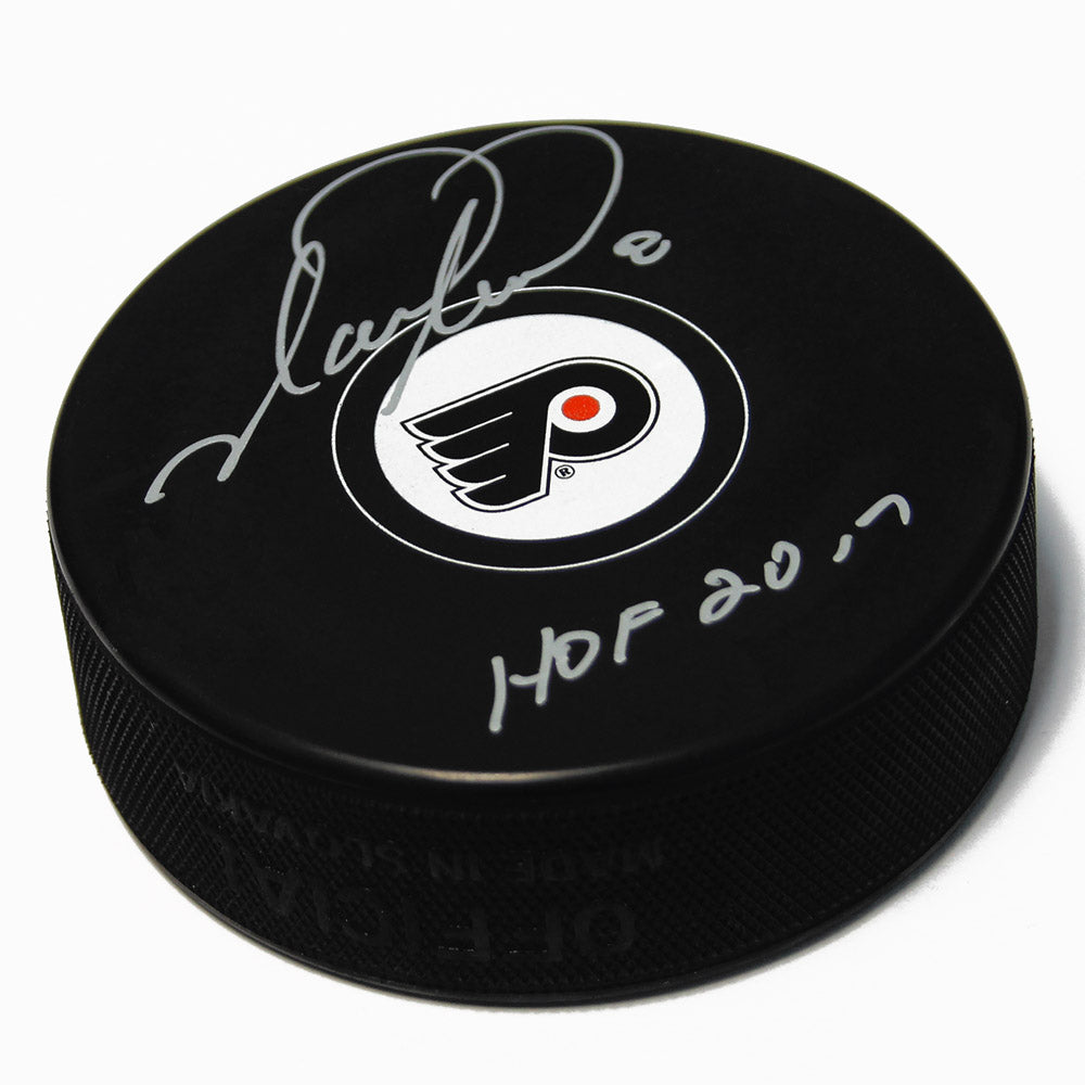 Mark Recchi Philadelphia Flyers Signed Hockey Puck with HOF Note | AJ Sports.