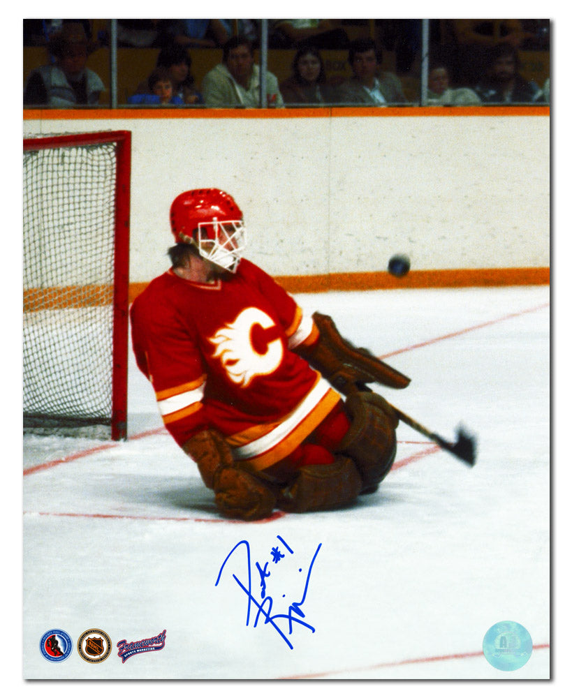 Pat Riggin Calgary Flames Autographed 8x10 Photo | AJ Sports.