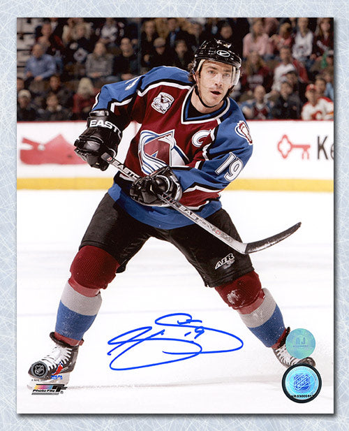 Joe Sakic Colorado Avalanche Autographed Hockey Captain 8x10 Photo | AJ Sports.