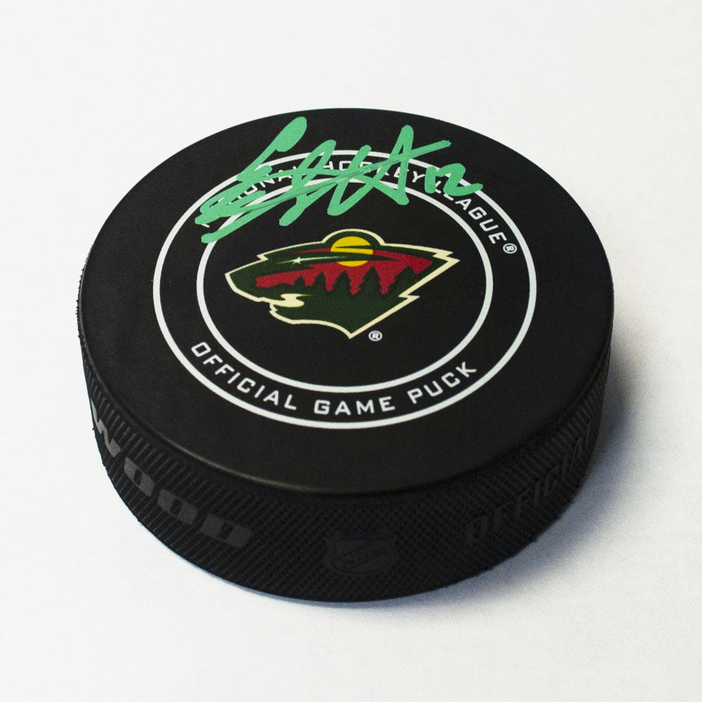 Eric Staal Minnesota Wild Autographed Official NHL Game Puck | AJ Sports.