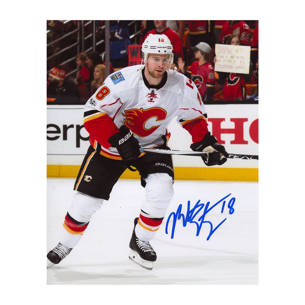 Matt Stajan Calgary Flames Autographed 8x10 Photo | AJ Sports.