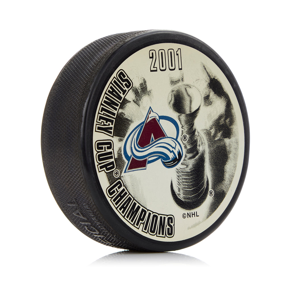 2001 Colorado Avalanche Stanley Cup Champions Souvenir Hockey Puck | AJ Sports.